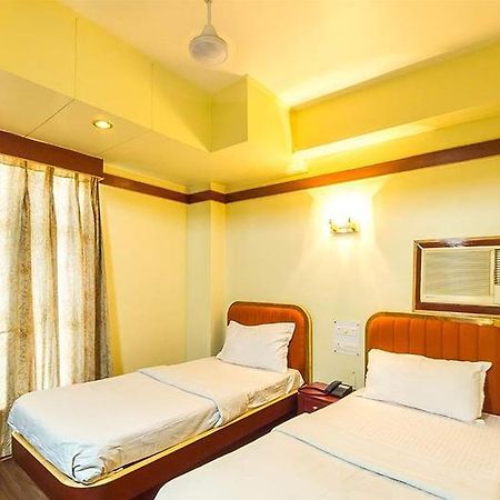 President Hotel Guwahati Exterior foto